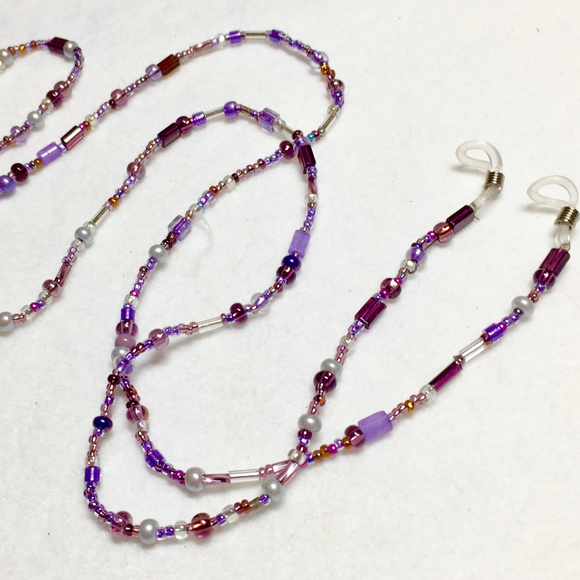 "Amethyst" Artisan Eyeglass Chain - Picture 2 of 2